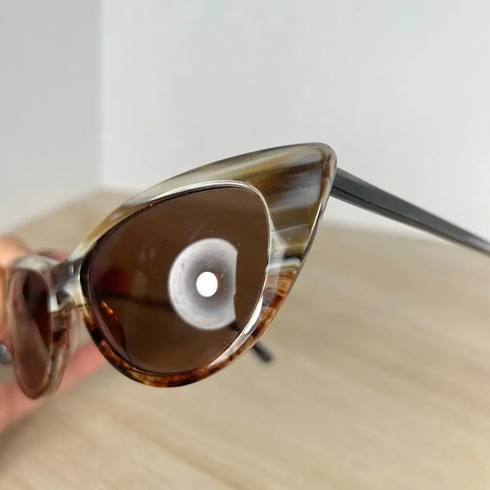 Corinne McCormack Annette 10201610 Sunglasses Striped Brown White 55-15-140